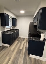 Building Photo - 1102 Apache Dr