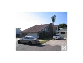 Building Photo - 109 S Billie Jo Cir