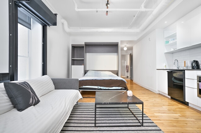 Building Photo - 4521 Rue Clark