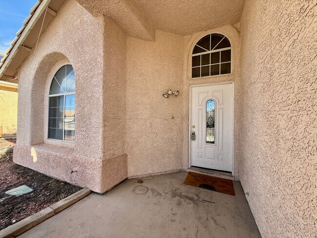 Foto del edificio - 3 Bedroom Single Story in Spring Valley