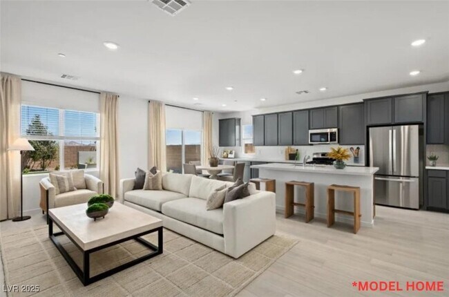 Foto del edificio - 105 Cameron Chase Ave
