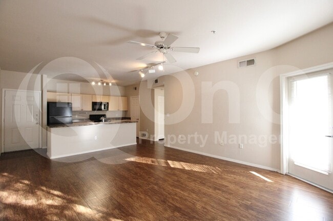 Building Photo - 18416 N Cave Creek Rd