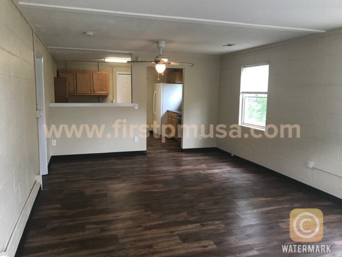 Foto principal - 1529 Mountain View Ct