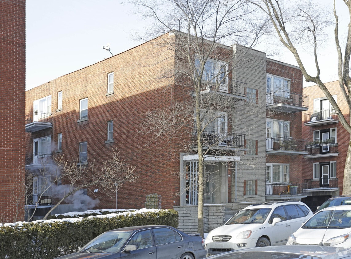 Building Photo - 3335 Linton
