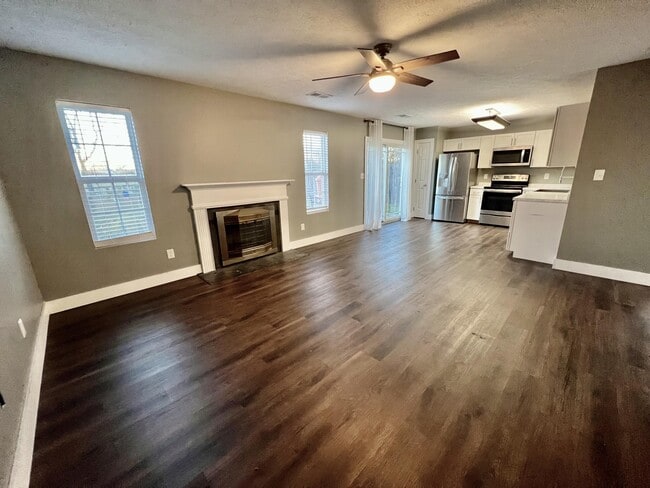 Building Photo - 2049 Coriander Ln