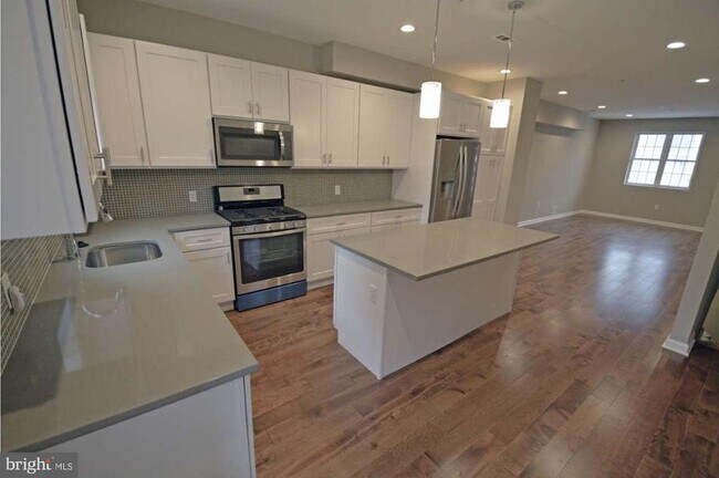 Foto del edificio - 1338 S 18th St