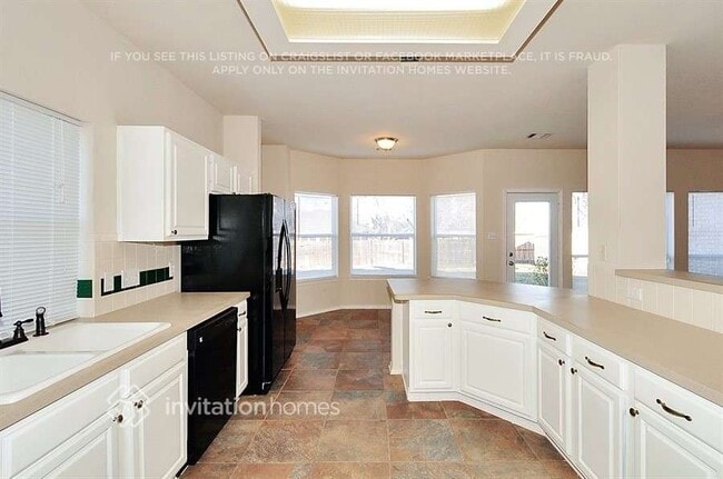 Building Photo - 2432 Telluride Dr