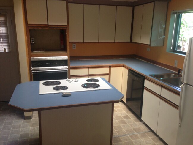 Foto del edificio - Charming 3 Bedroom/1 bath house in Wedgwoo...