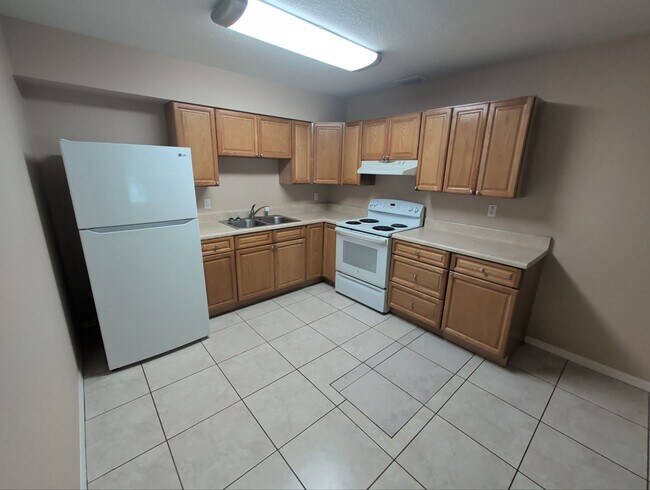 Foto del edificio - 2560 E Constance Ct