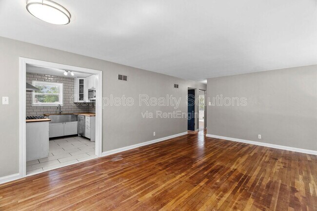 Foto del edificio - 1225 Buck Ave