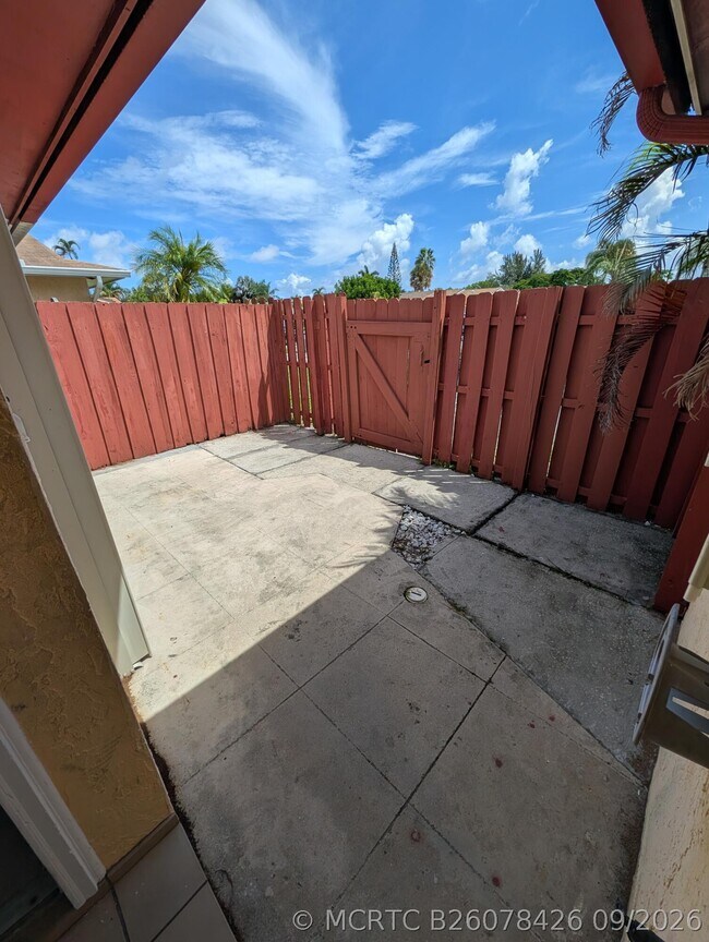 Building Photo - 8599 Crater Terrace