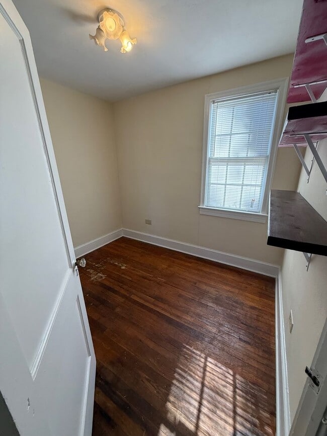Building Photo - Five Points Rental – 1 Bedroom + Office (Potential 2nd Bedroom), 1 Bathroom