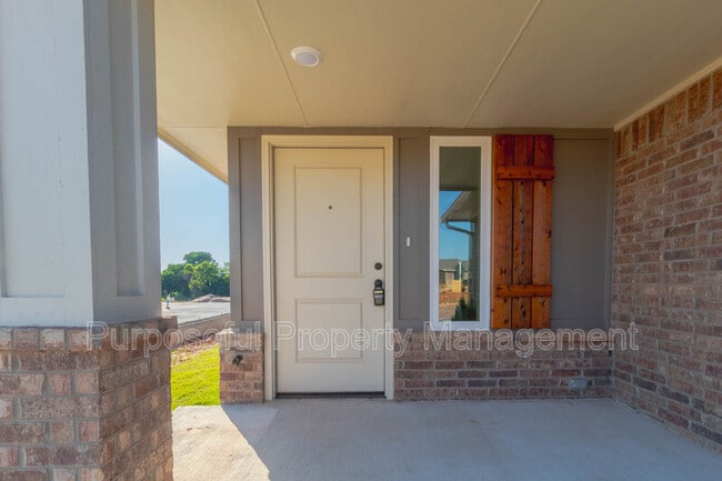 Photo - 19629 Ferris Dr House