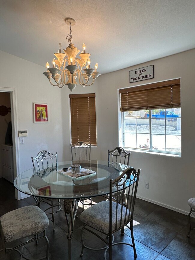 Foto del edificio - Available May through November 2026 Short term, Pool home, Furnished