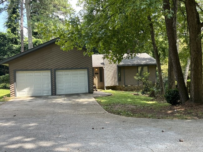 Photo - 2908 N Deshong Rd House