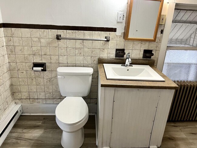 Foto del edificio - 334 Layfield Rd