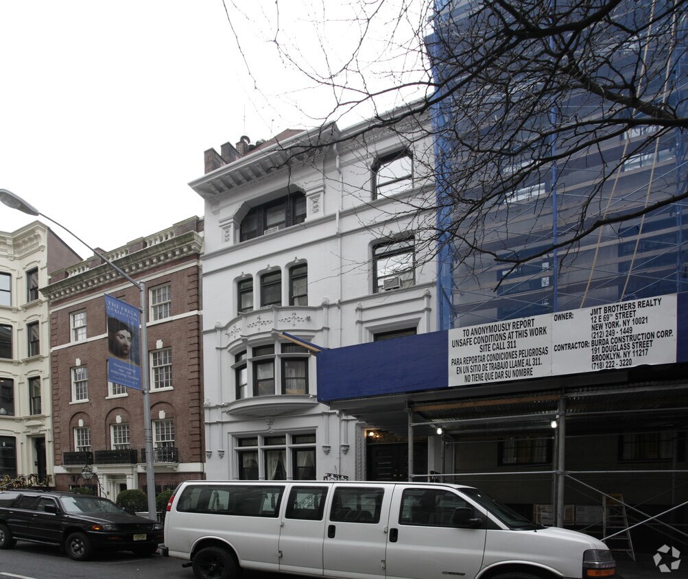 Primary Photo - 14 E 69th St