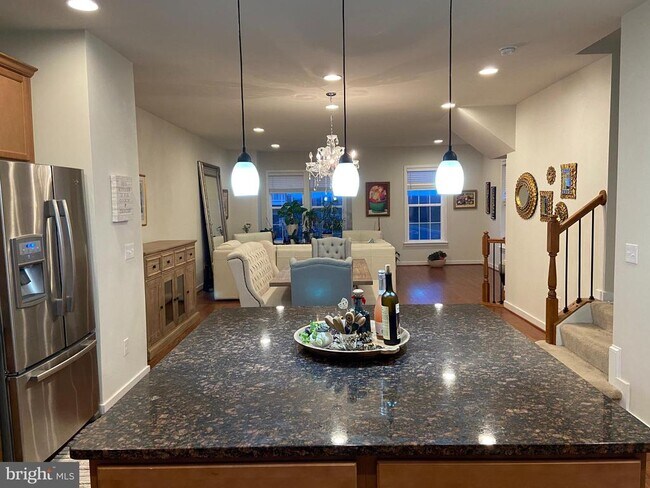 Foto del edificio - 45029 Graduate Terrace