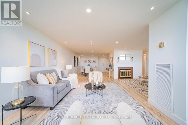 Photo du bâtiment - 3151 Bridletowne Cir