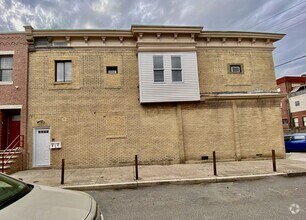 Building Photo - 2626 S Watts St.