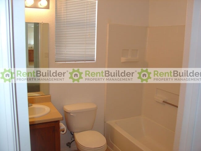 Building Photo - ***WINTER SPECIAL - LOWER PRICE FOR AN 18 MONTH LEASE TERM!!***