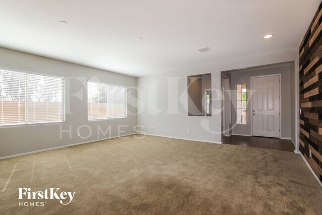 Building Photo - 9803 N 185th Dr