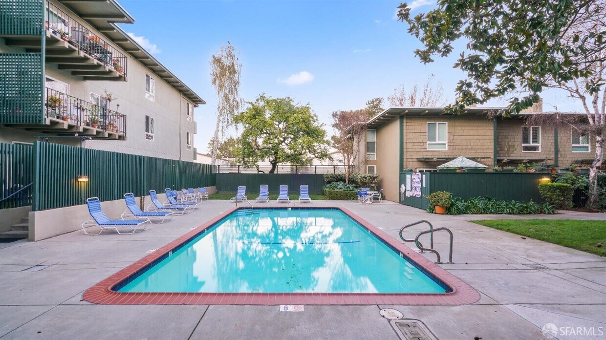 Foto principal - 800 N Delaware St