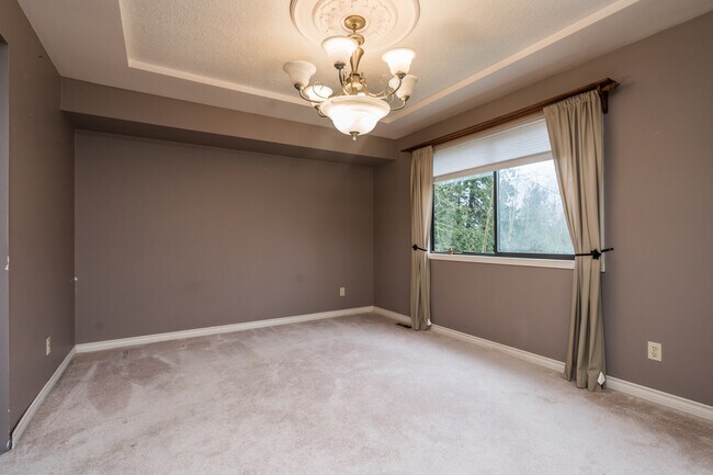 Photo du bâtiment - 32460 Cherry Ave