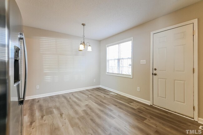 Building Photo - 229 Tavistock Ct