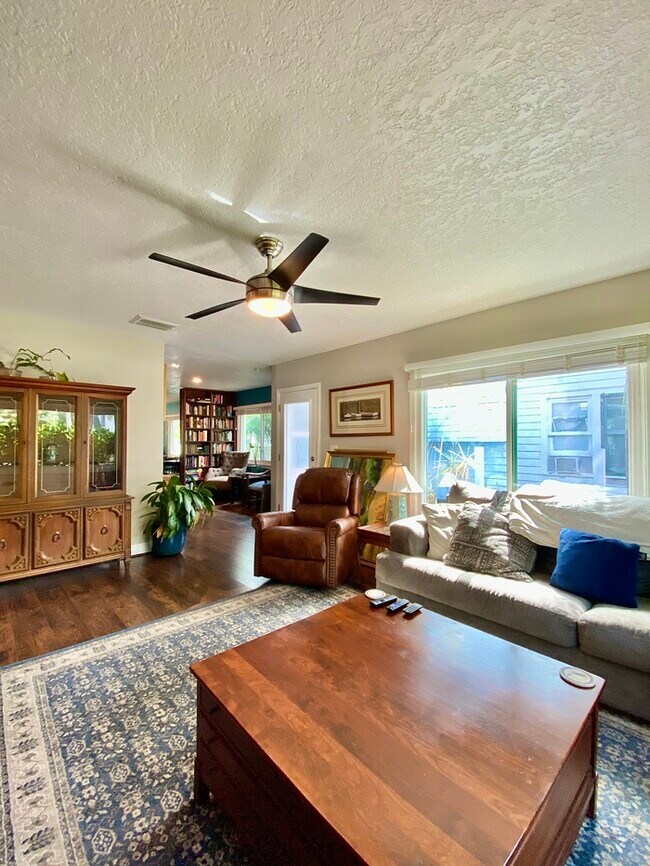 Photo - 2831 2nd Ave S House