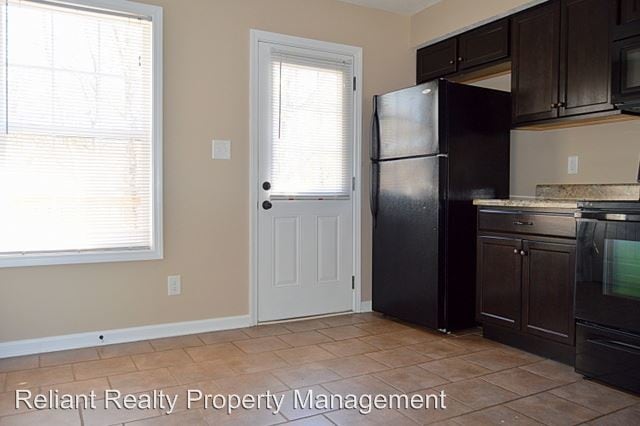 Building Photo - 685 Oliver Loop