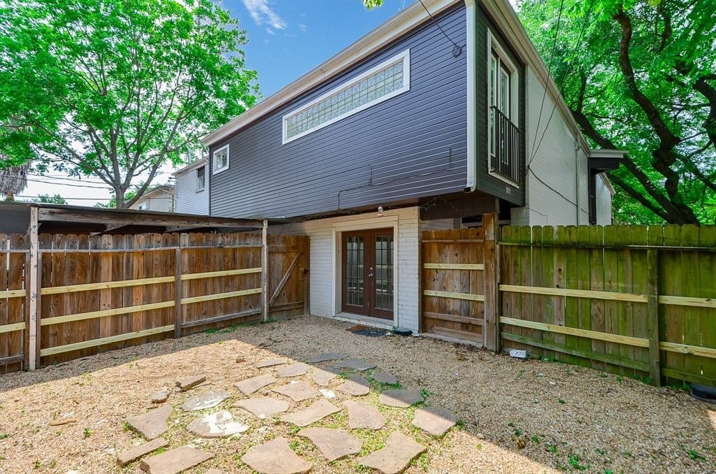 915 S Ripple Creek Dr, Houston, TX 77057 Condo for Rent in Houston