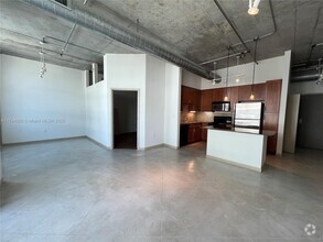 Building Photo - 2001 Biscayne Blvd