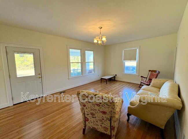 Foto del edificio - 11512 Central Hill Rd
