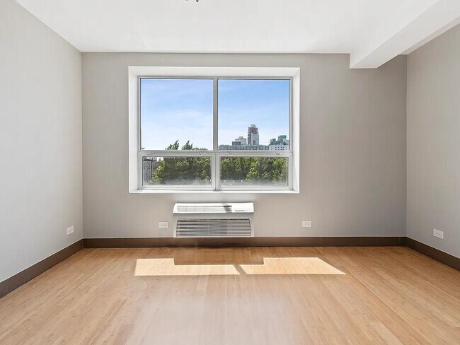 Foto del edificio - 5-43 48th Avenue