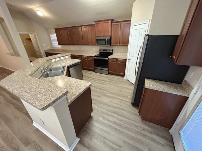 Building Photo - 6533 Sierra Madre Dr