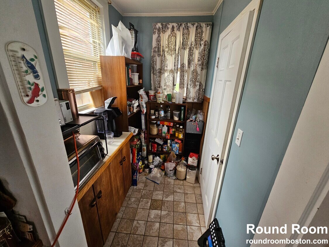 Primary Photo - 58 Winship St