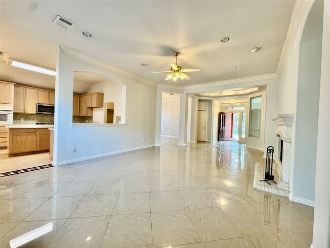 Foto del edificio - 2604 Hidden Creek Dr