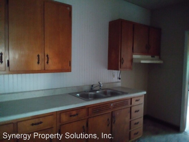 Building Photo - 3 br, 1 bath House - N Columbus St 717 Cra...