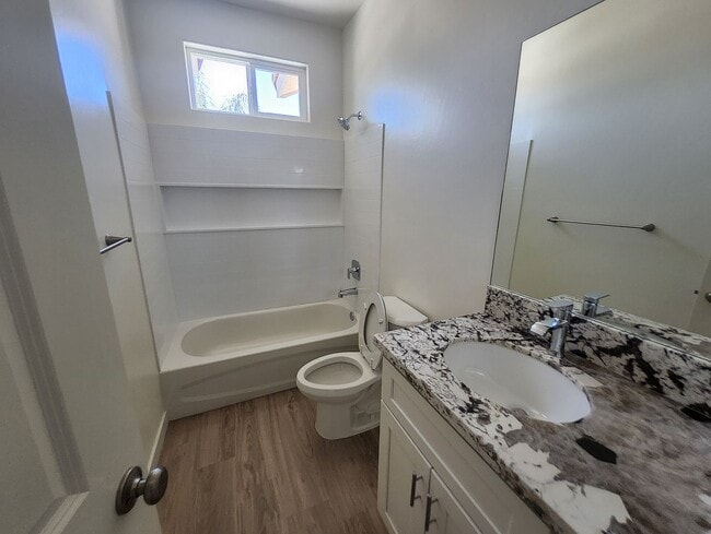 Foto del edificio - 8606 Grandy St