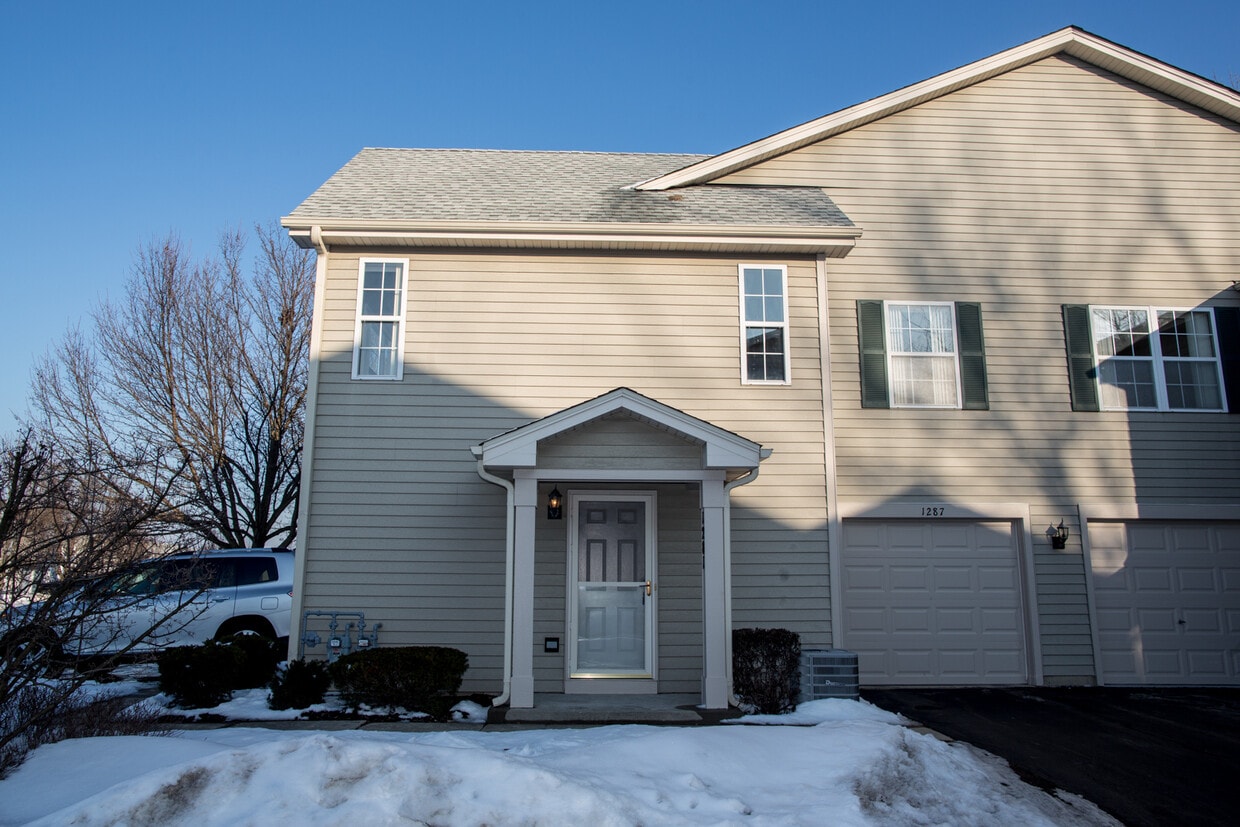 Building Photo - 1281 Orleans Dr