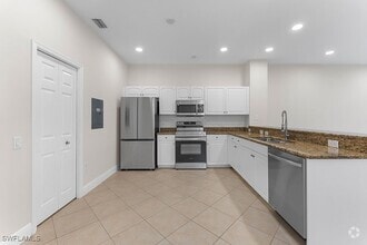 Building Photo - 10041 Heather Ln