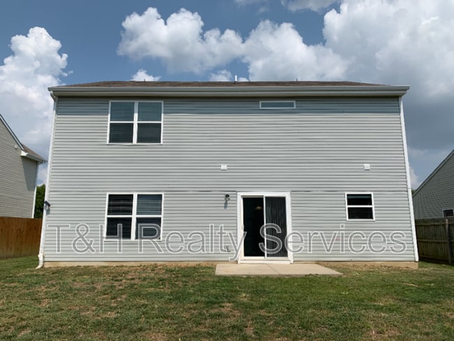 Building Photo - 661 Grassy Bend Dr