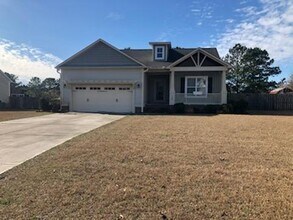 Building Photo - 142 Candlewood Dr