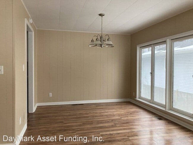 Building Photo - 3 br, 2 bath House - 150 Westmore Loop