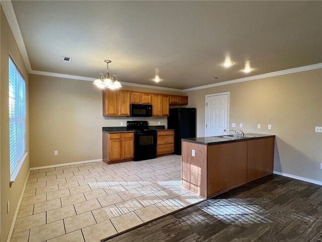 Photo - 2219 Skyler Dr Townhome