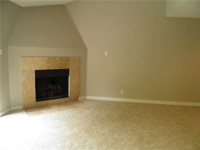 Building Photo - 4777 Cedar Springs Rd