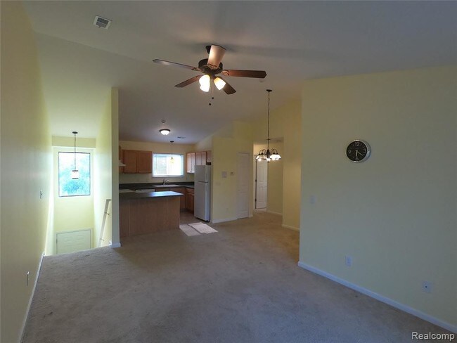 Building Photo - 42559 Lilley Pointe Dr