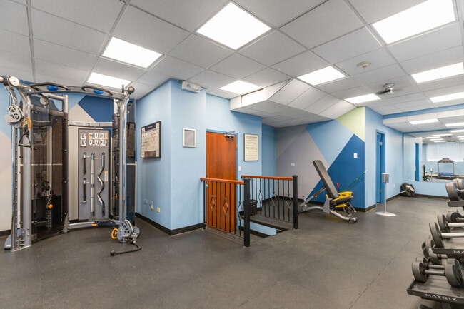 Building Photo - 11147 Whyte Ave NW