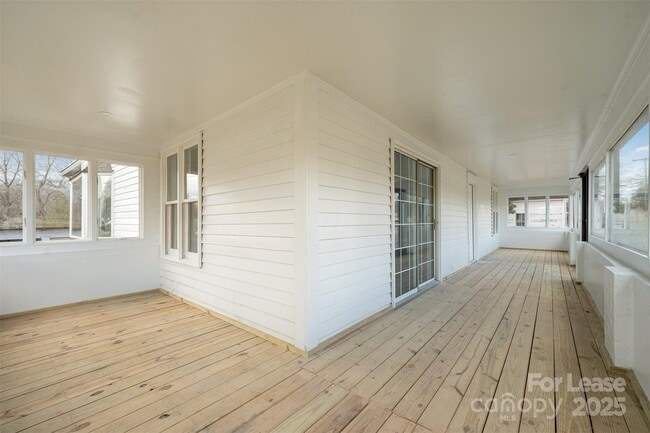 Building Photo - 1201 S Lafayette St